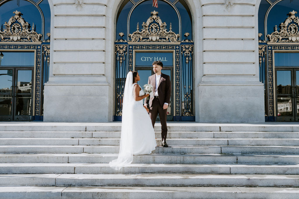 san francisco city hall elopement couple