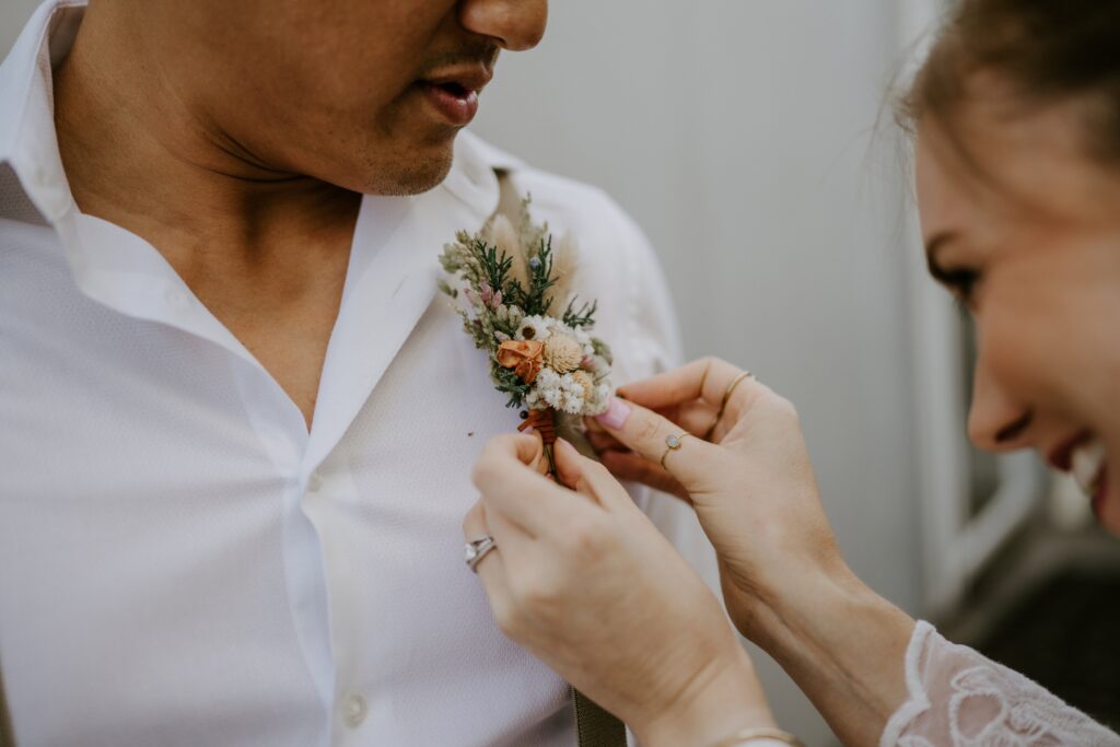 elopement flowers