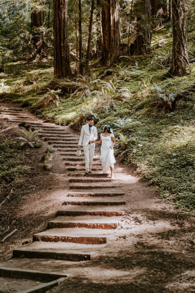 redwood elopement couple 