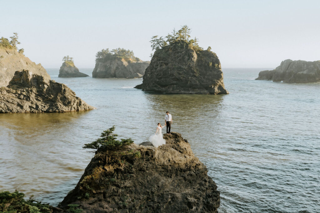 california eloping couple at sunset on the beach