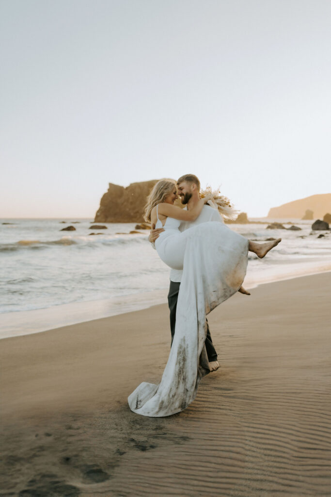 Oregon elopement photography packages