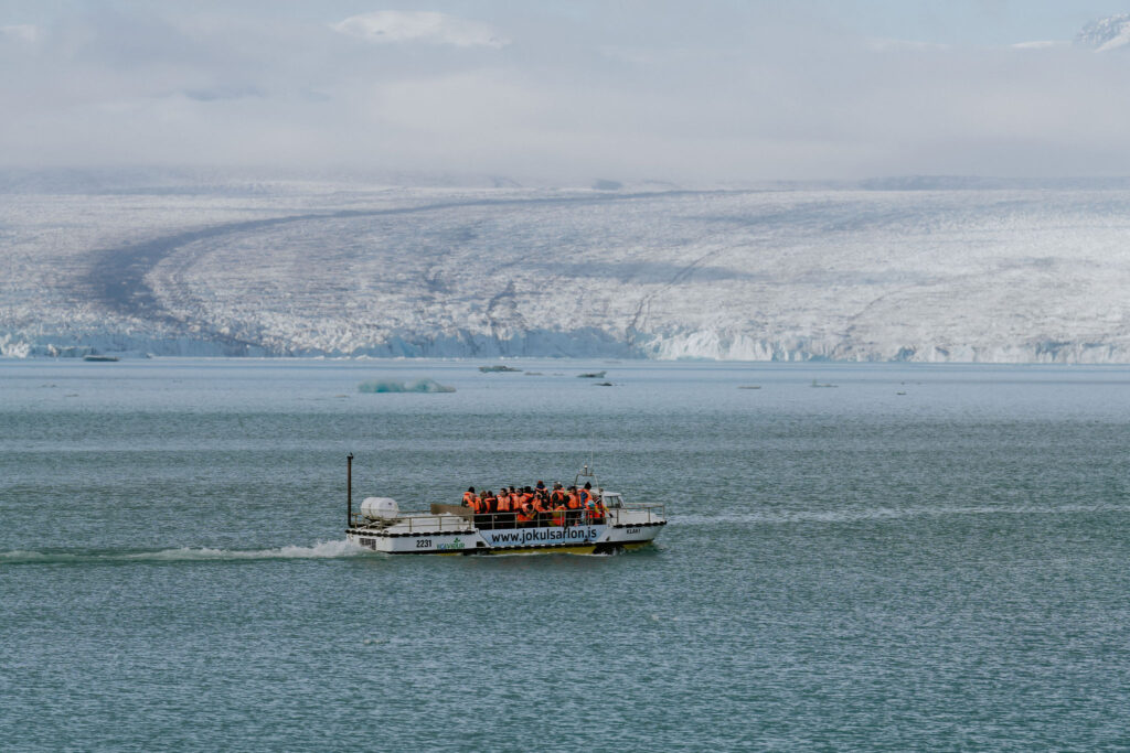 jokulsarlon boat ride of glacier lagoon