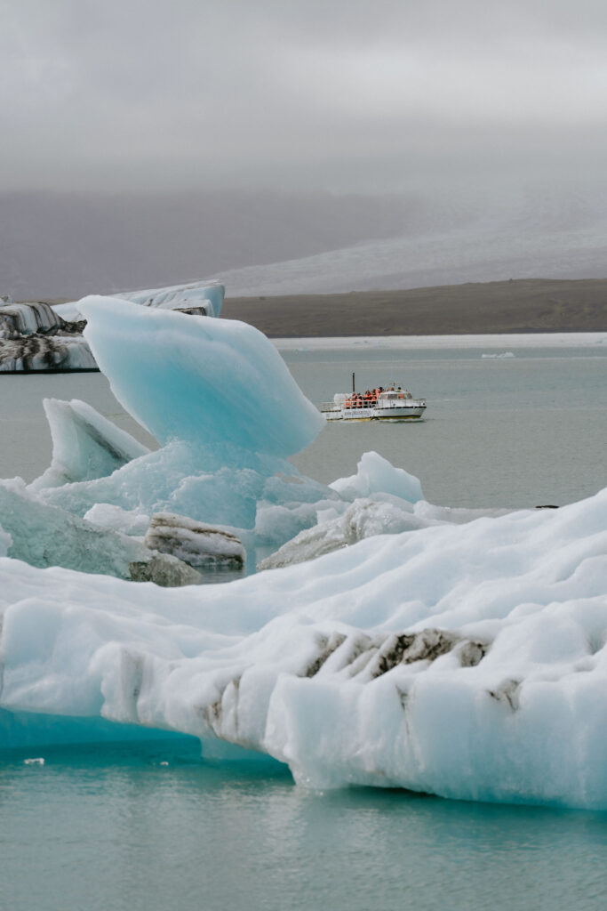 glacier lagoon boat tour