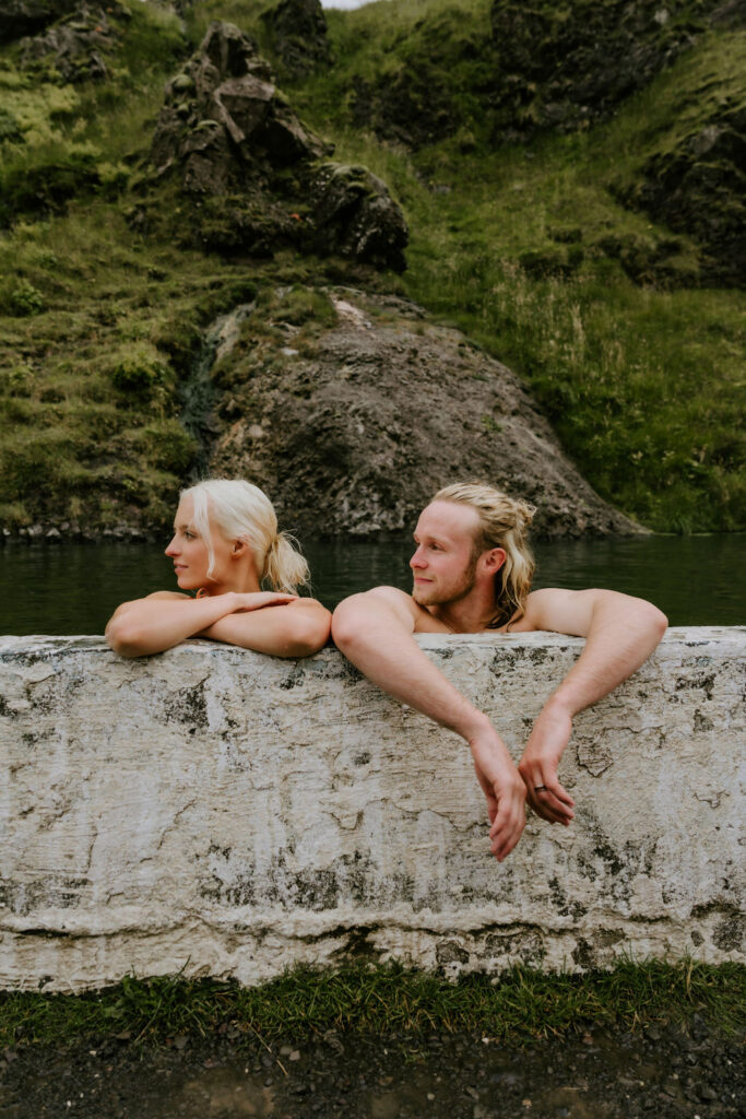 Seljavallalaug Swimming Pool couple enjoying water