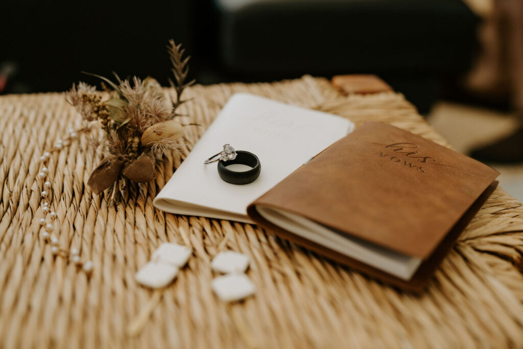 elopement detail photo