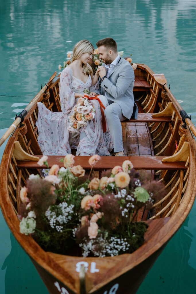 lago di braies elopement in a wooden rowboat