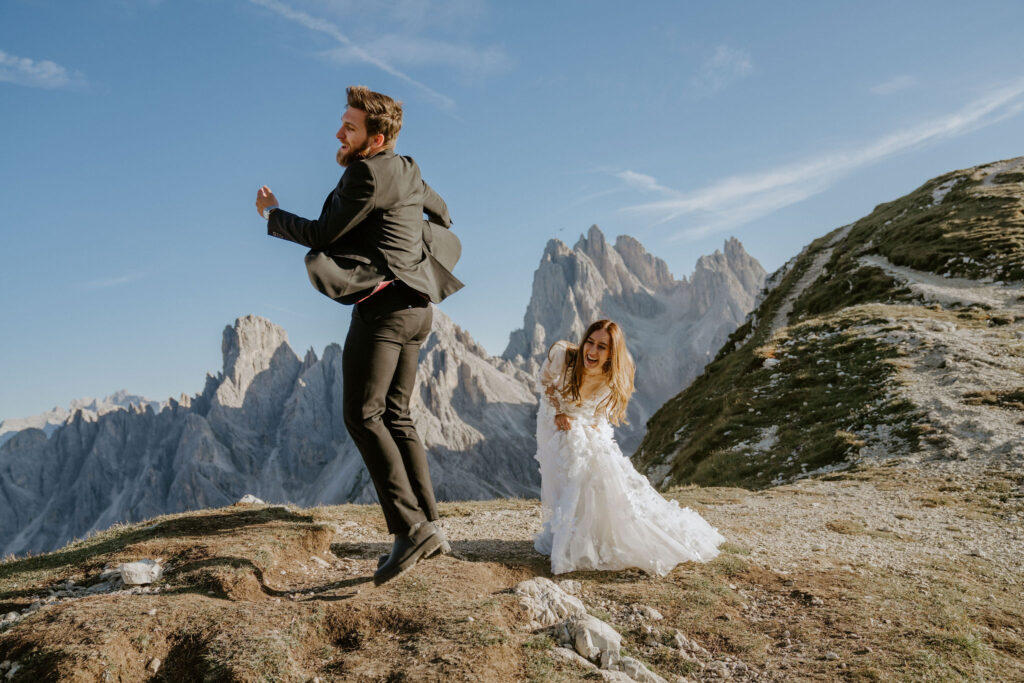 romantic and adventurous dolomites elopement day at cadini di misurina