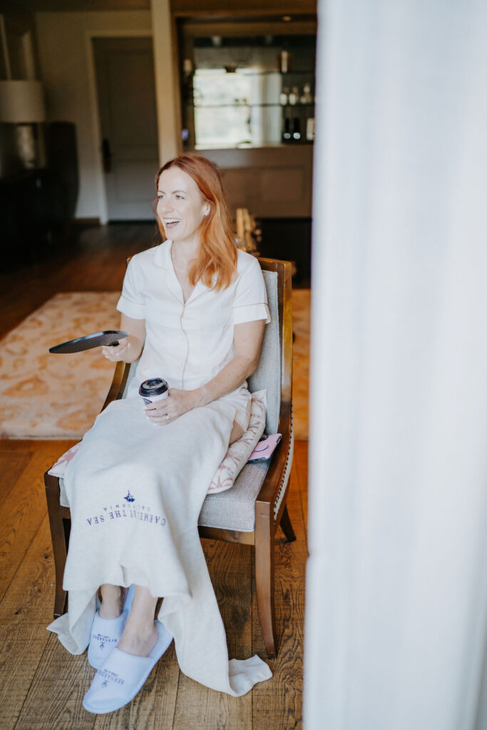 bride getting ready at bernardus lodge