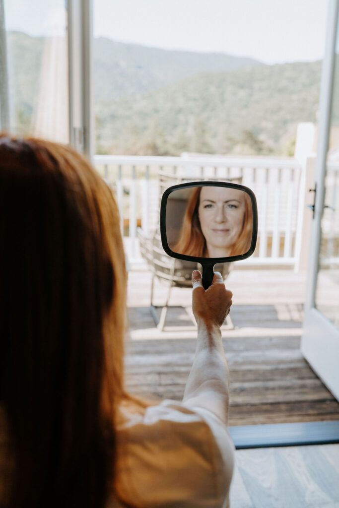 bride getting ready at bernardus lodge