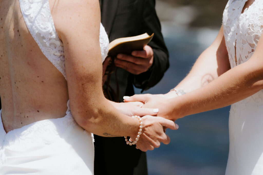 romantic big sur elopement ceremony on a cliff in garrapata state park