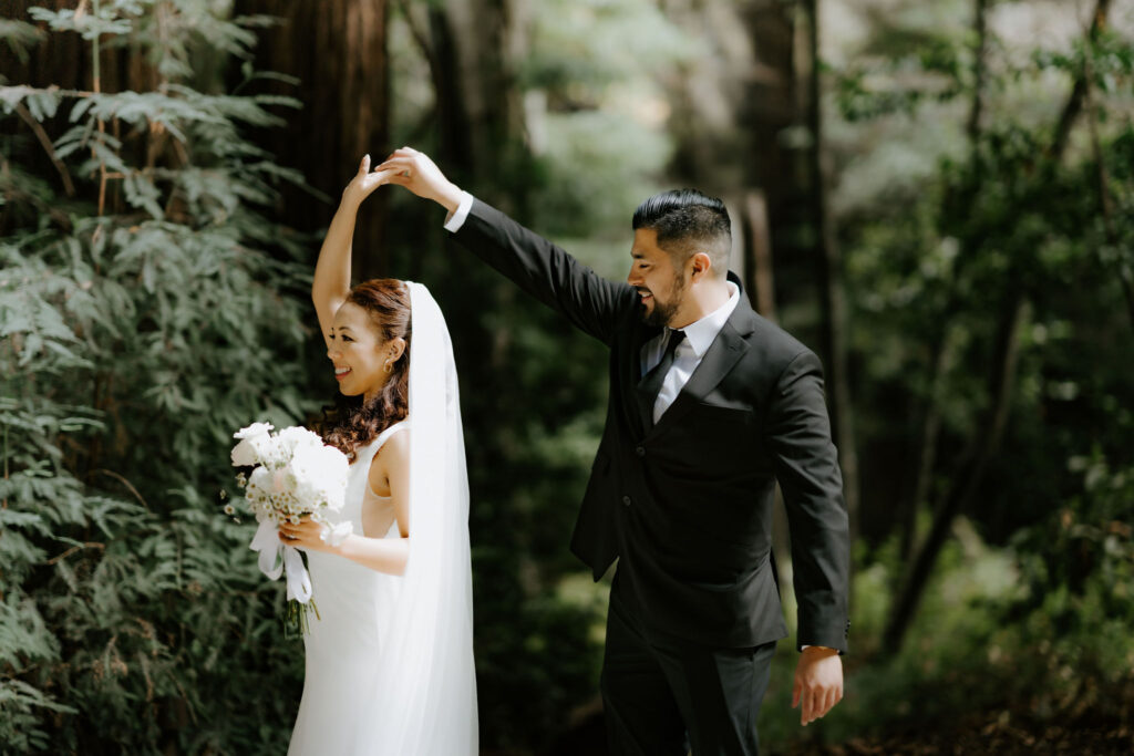 candid first look for glen oaks big sur elopement