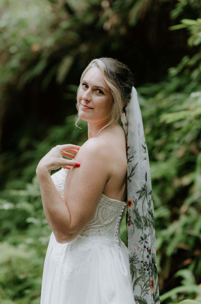 bridal portrait at the prairie creek redwoods