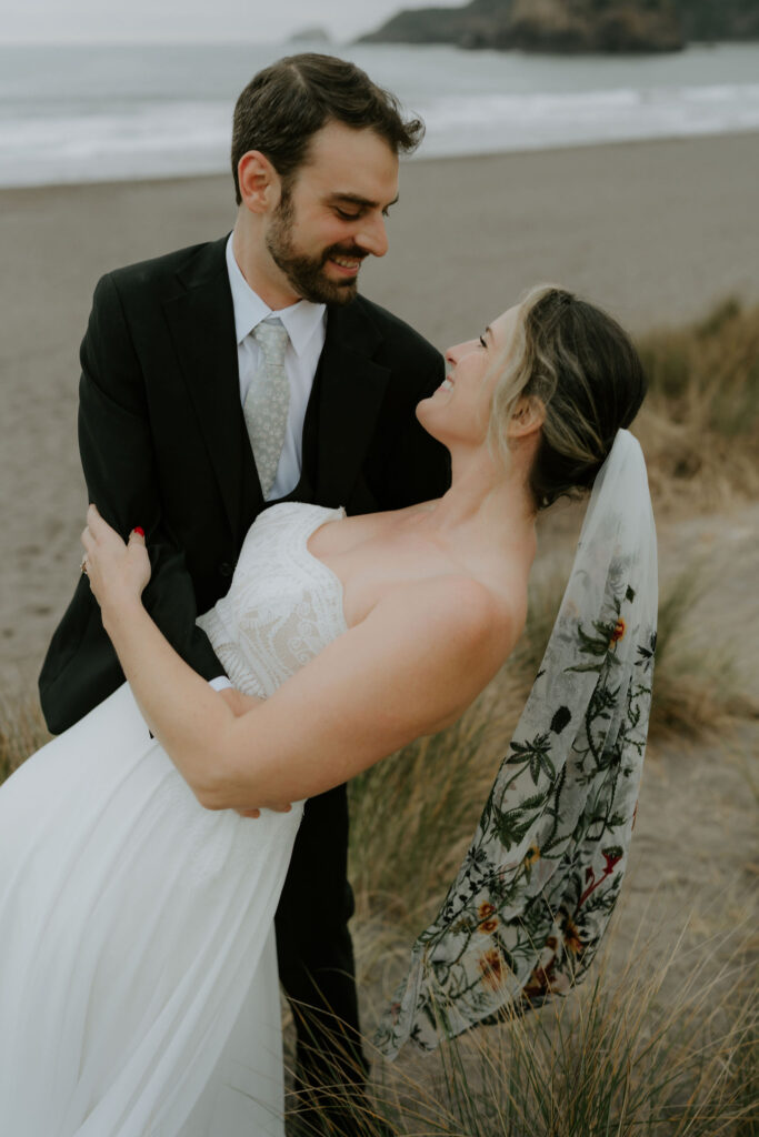 7 Best California Coast & Redwood Elopement Locations for Nature-Loving Couples