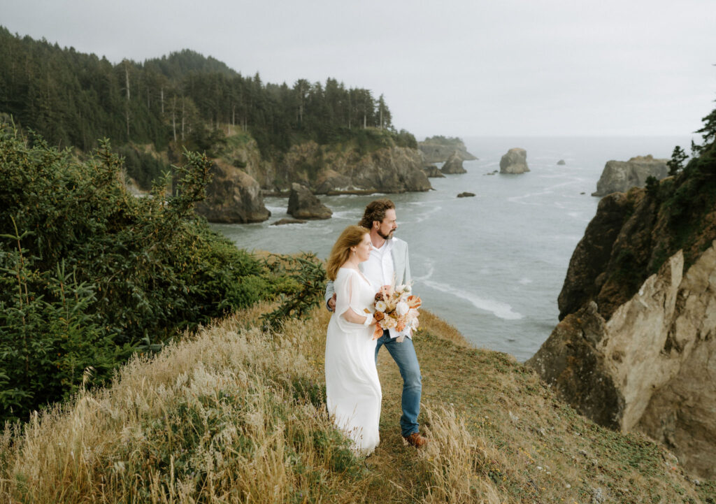 7 Best California Coast & Redwood Elopement Locations for Nature-Loving Couples