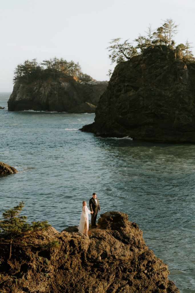 Jedediah Smith Redwoods Elopement on the Southern Oregon Coast | Meredith & Blake
