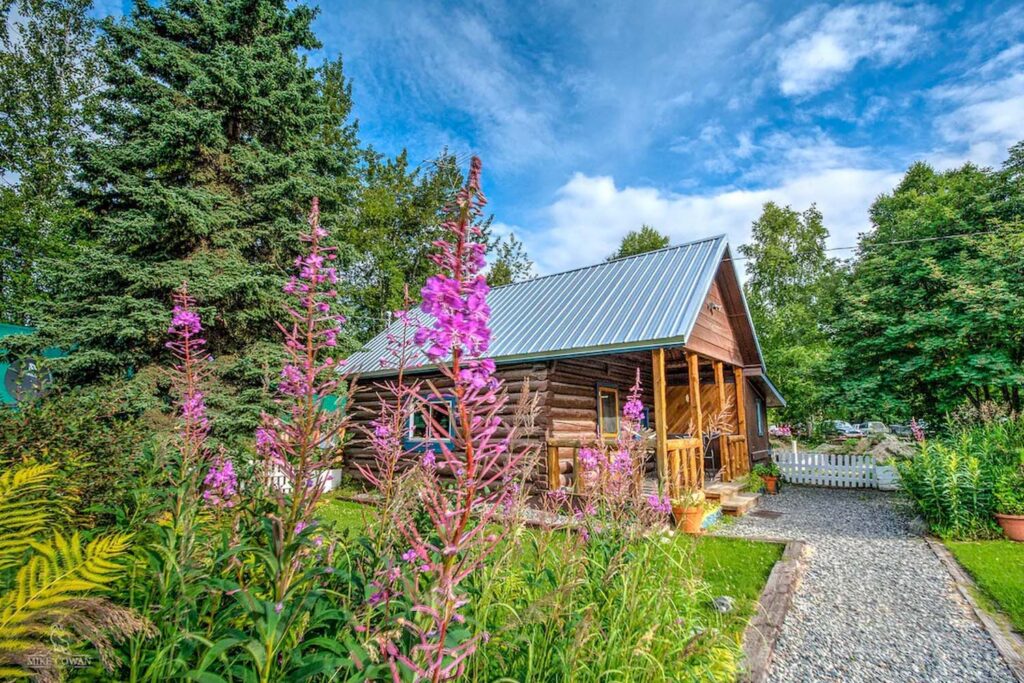 stunning lodge in alaska
