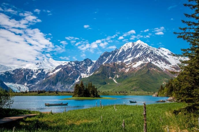 beautiful spring adventurous elopement in Kenai Fjords