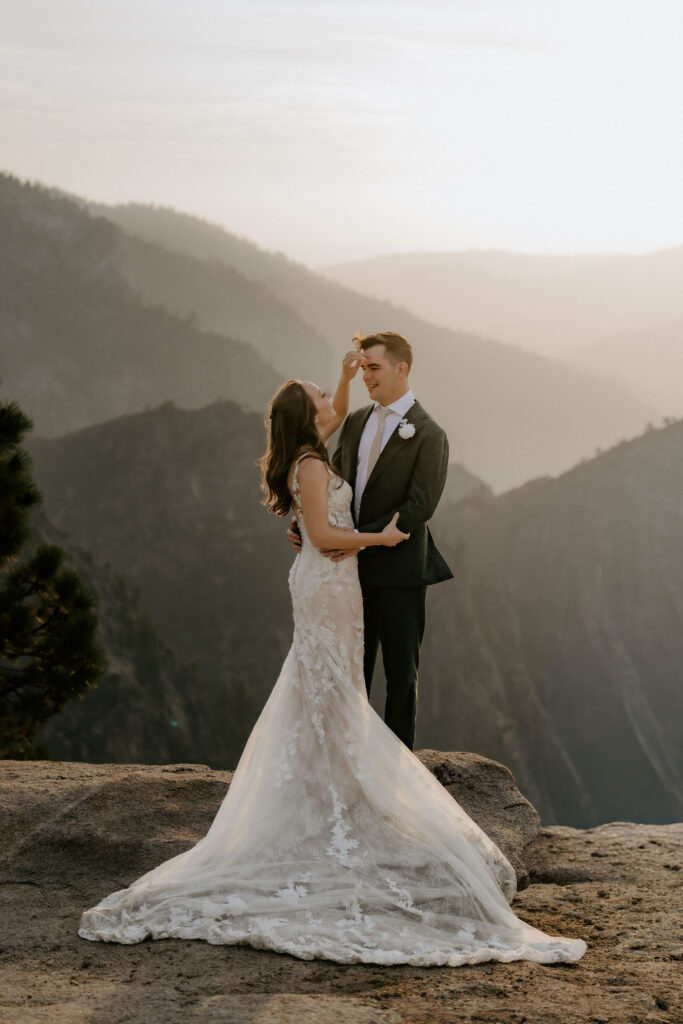 romantic bridal portraits in yosemite