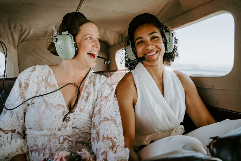san francisco elopement couple flying in a seaplane 